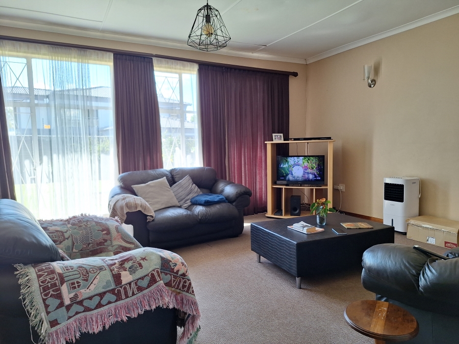 4 Bedroom Property for Sale in Vrede Free State